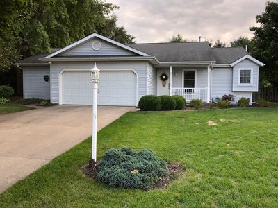 607 Spring Valley Dr, Middlebury, IN, 46540