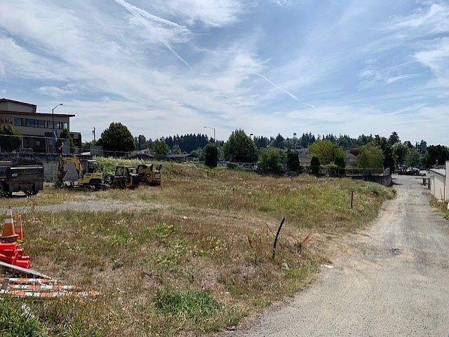2nd image of 22607 Marine View Dr S