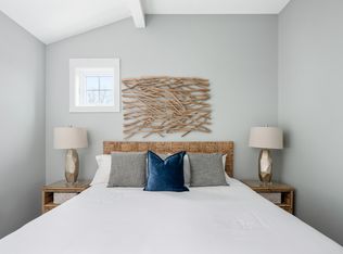 105 E Erie Ave #B, Folly Beach, SC 29439