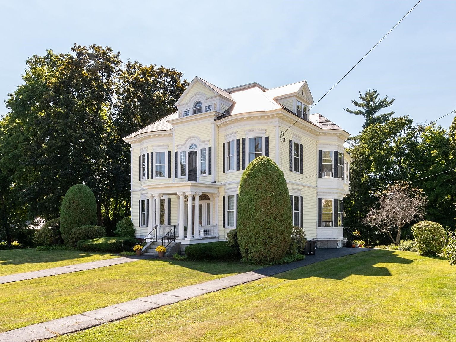 208 Pleasant Street, Laconia, NH 03246 Zillow