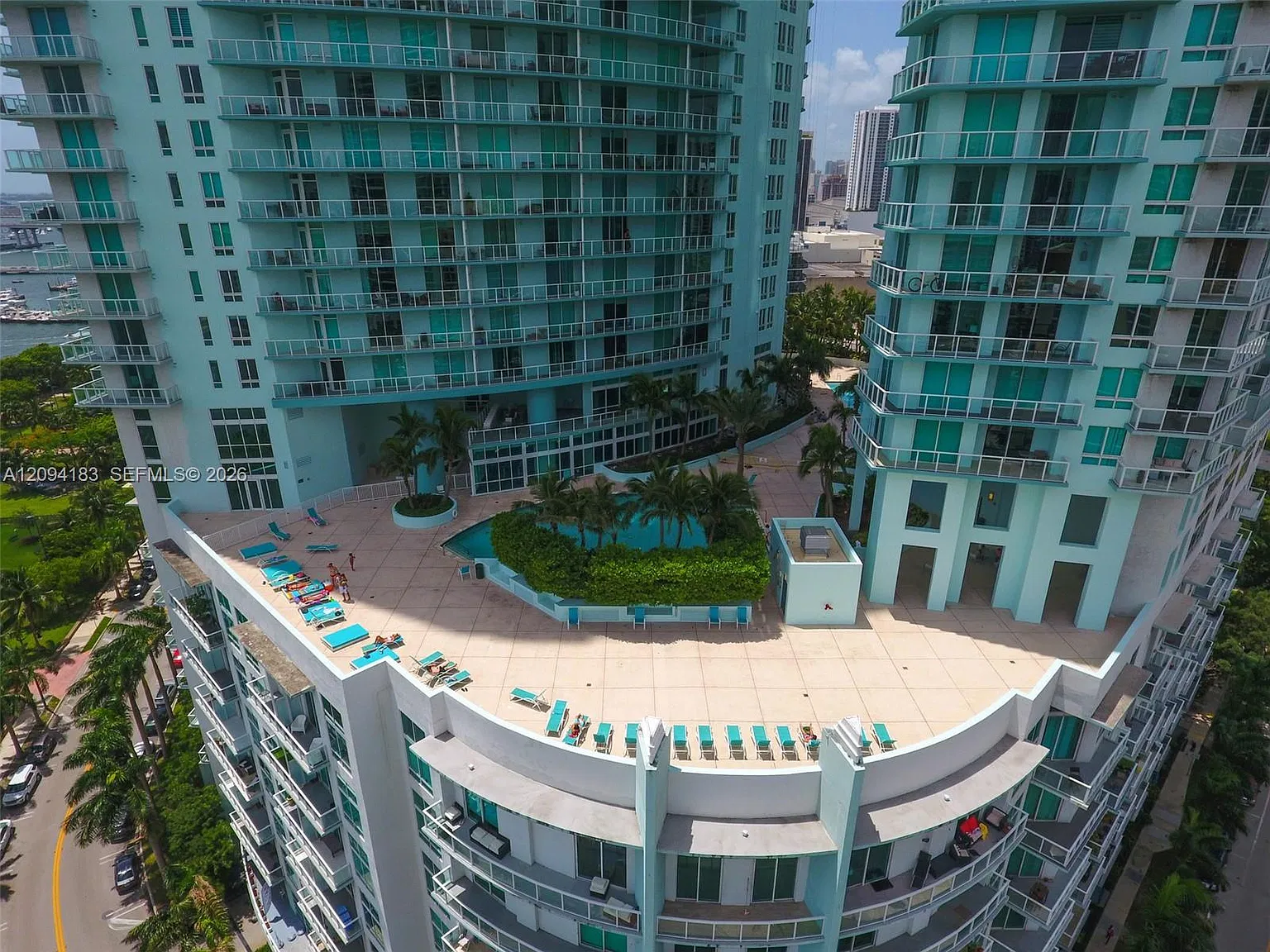 Quantum On The Bay Condo — Photo 2