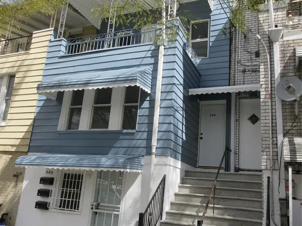 949 E 213th Street, Bronx, NY 10469