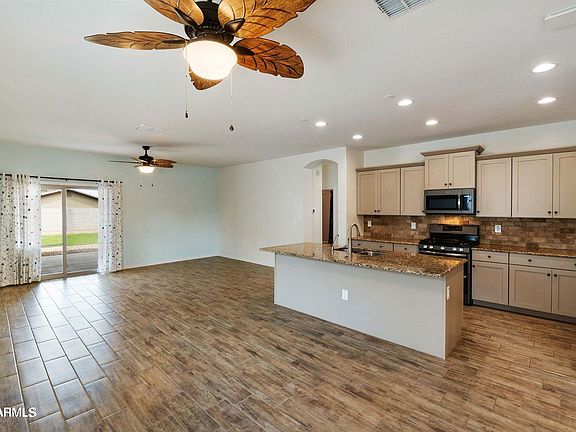 3rd image of 360 W Cucumber Tree Ave