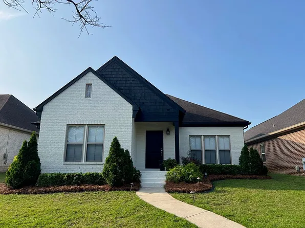 211 Kelso Ln, Dothan, AL 36305