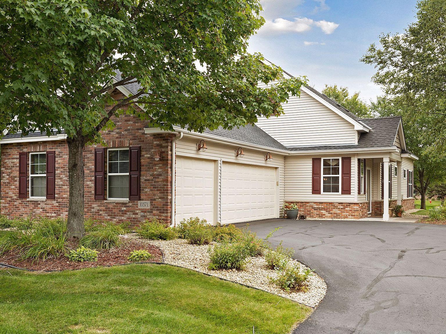 10571 Mississippi Cir N, Brooklyn Park, MN 55443 Zillow