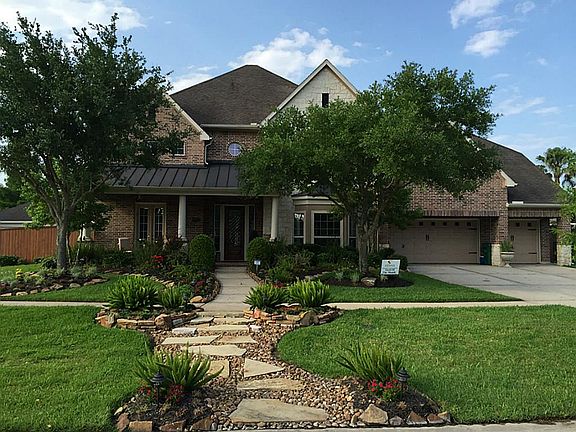 2nd image of 8607 S Fitzgerald Way