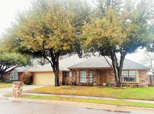 6848 Megan Ln, North Richland Hills, TX 76182