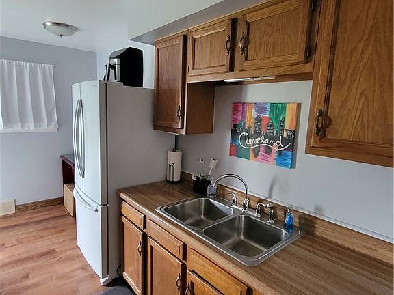 3rd image of 5230 W 147th St