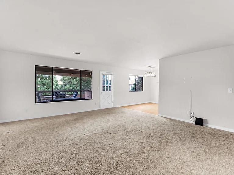 6550 Delmonico Dr #304 — Photo 3