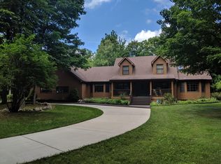 9505 Oneida Rd, Grand Ledge, MI 48837