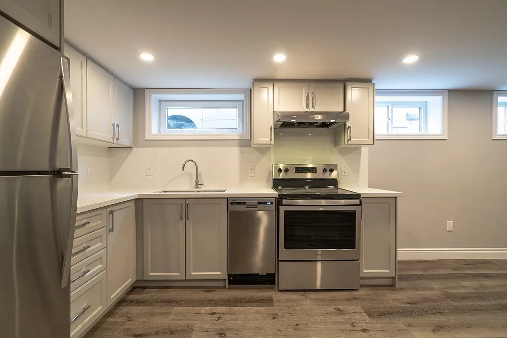 104 East 41st Street — Photo 2