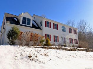 25 Codfish Hill Rd, Bethel, CT 06801