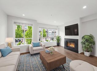 100 Wood St #9, New Westminster, BC V3M 0H6