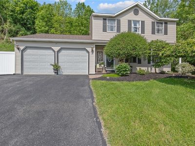 2 Michele Dr, Syracuse, NY, 13219