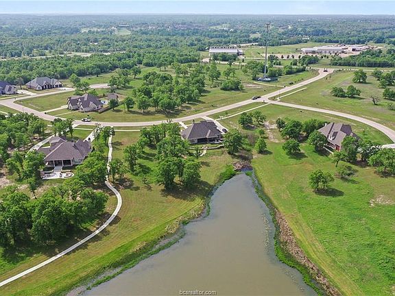 3rd image of 4427 Williams Lake Dr