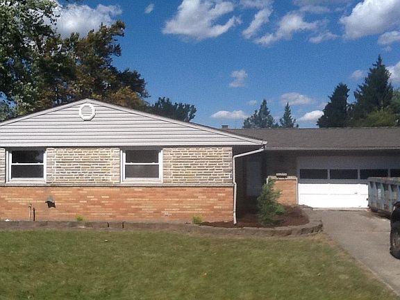 2nd image of 901 Wollenhaupt Dr