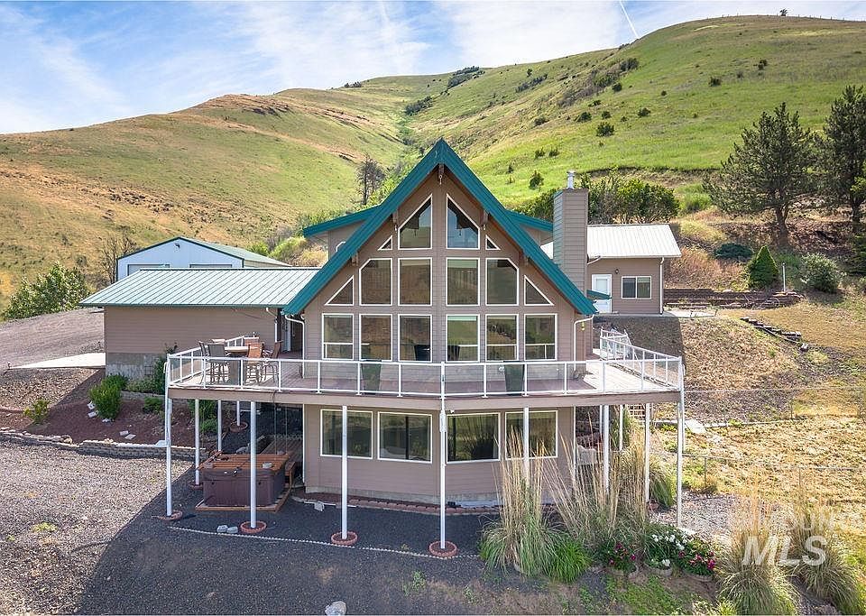1st image of 25277 Ridge Ln