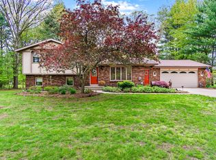 15371 144th Ave, Spring Lake, MI 49456