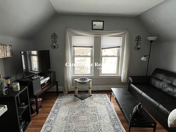 2nd image of 45 Gardena St APT 3