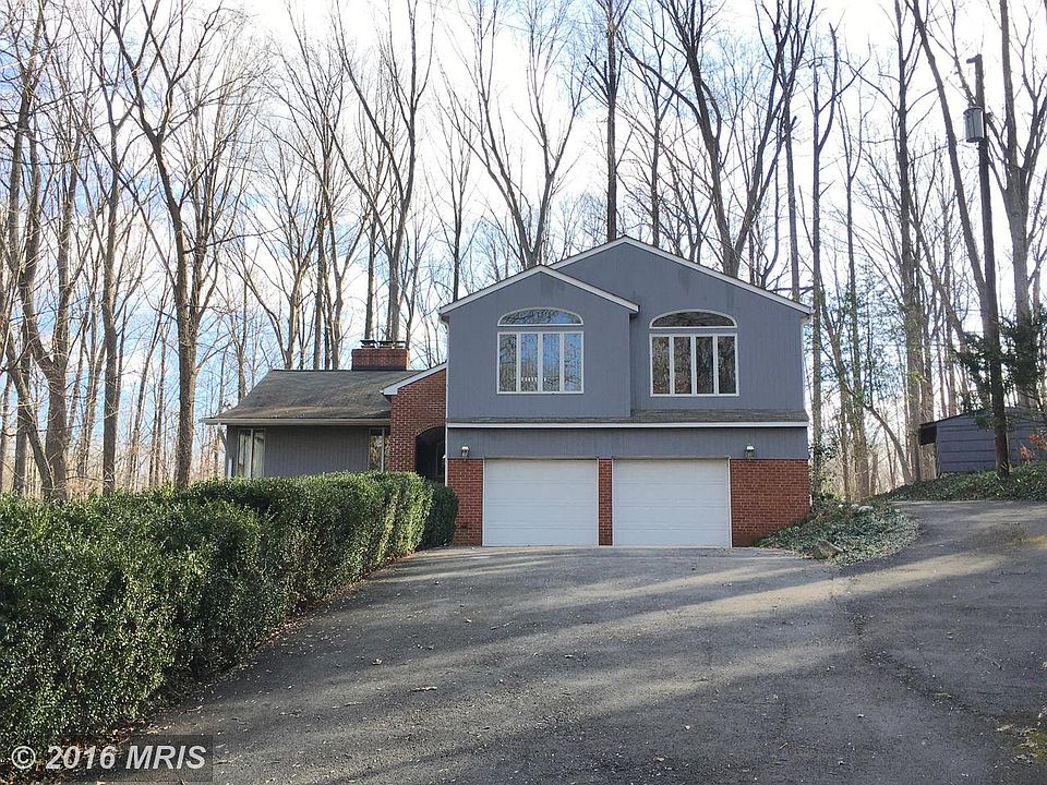 1st image of 3803 Hillcrest Ln