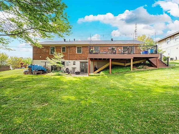 4th image of 2420 Georgia Ln