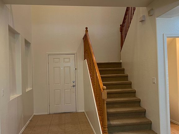 3rd image of 3296 E Bluejay Dr