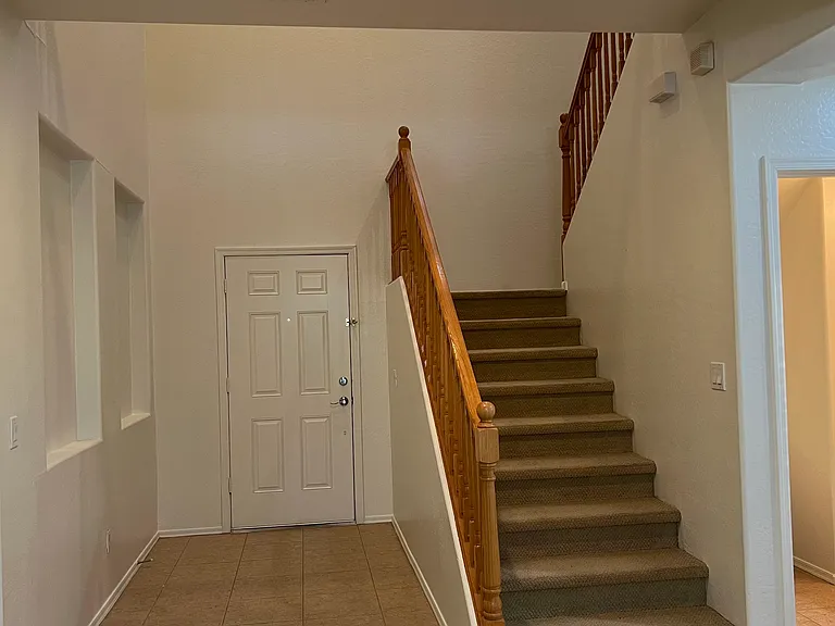 3296 E Bluejay Dr — Photo 3