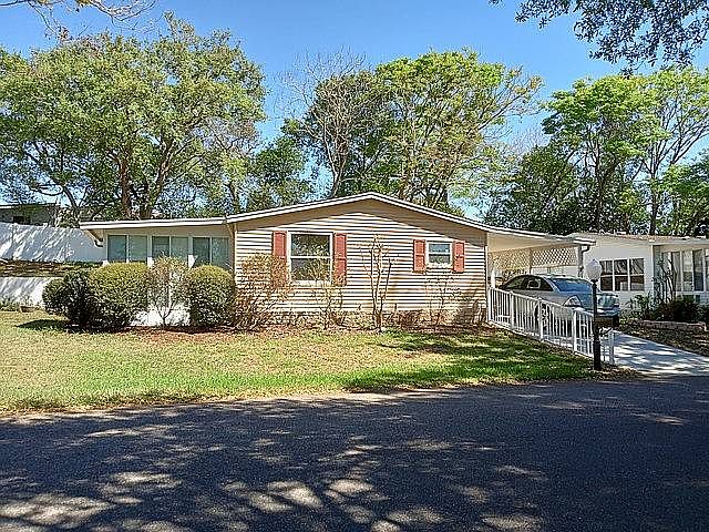 1st image of 328 Kingslake Dr