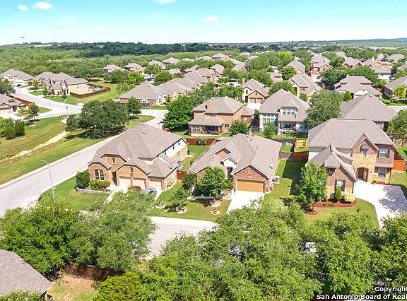 4th image of 15331 Round Pond Pl