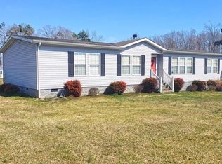 255 Twin Bridges Rd, Green Bay, VA 23942