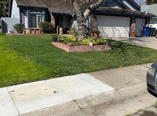 8379 Dartford Dr, Sacramento, CA 95823