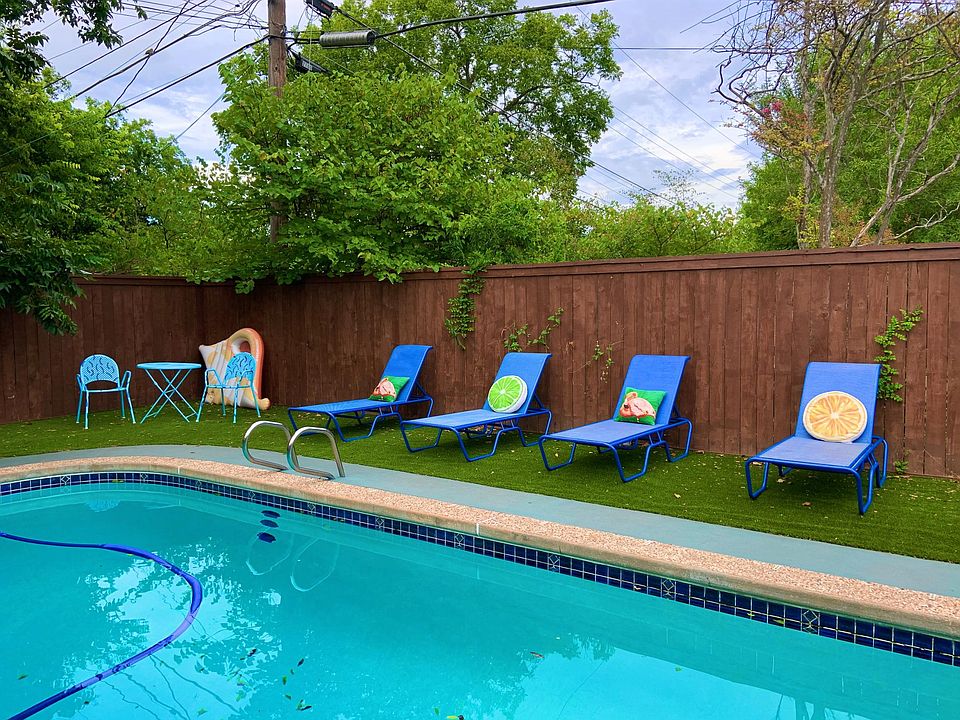 Pool and lounge area