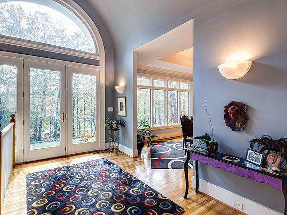 4th image of 115 Red Bird Ct