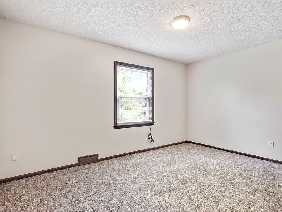 Hawthorne Court Townhomes / DW Investments LLC Belton, MO Zillow