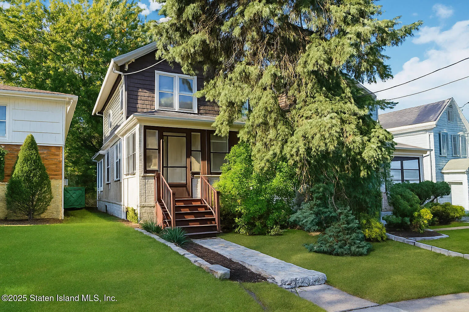 200 Barnard Ave photo 1