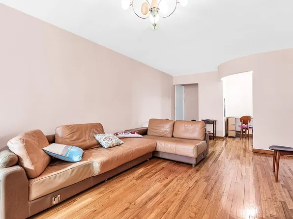 2600 E 21st St APT 7C, Brooklyn, NY 11235