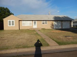 602 Jefferson St, Victoria, KS 67671