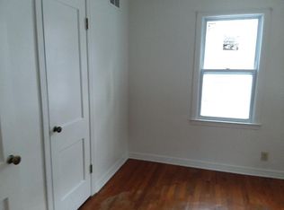 2215 SW Boswell Ct, Topeka, KS 66611