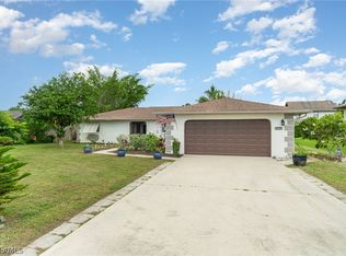 18213 Poplar Rd, Fort Myers, FL 33967