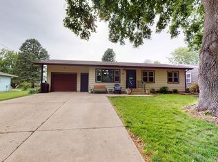 805 S Kiel St, Holstein, IA 51025