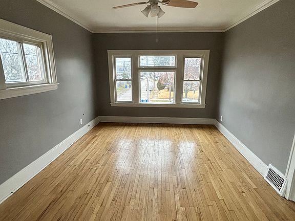 5th image of 13940 San Diego Ave #1