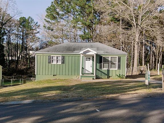 2nd image of 627 Seminole Pl