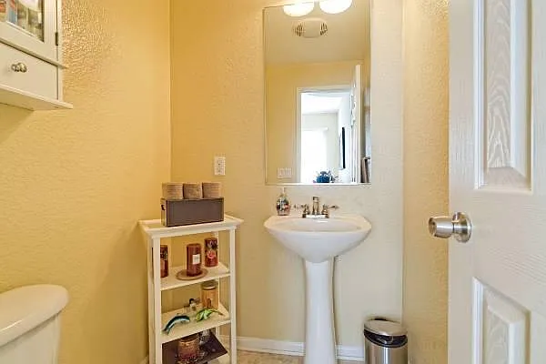 2901 Escala Cir — Photo 5