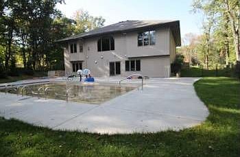 2nd image of 2814 108th Ln NE
