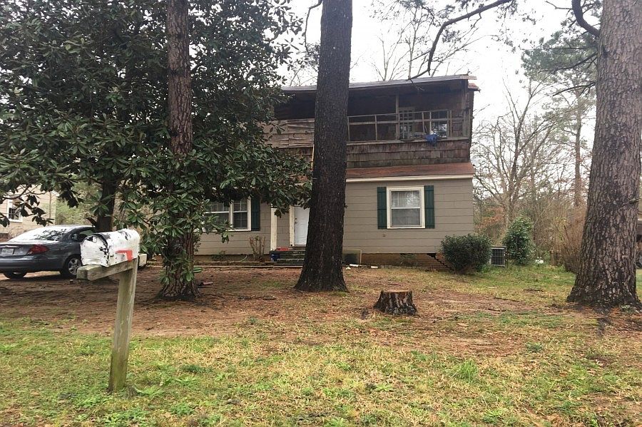1st image of 2868 Greenwood Ave