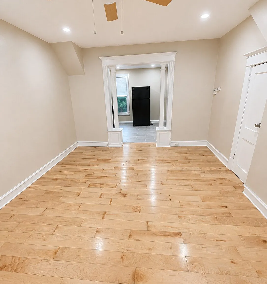 Renovated First-Floor Home with In-Unit Laundry Near Kelly Drive | PHA Accepted — Photo 4