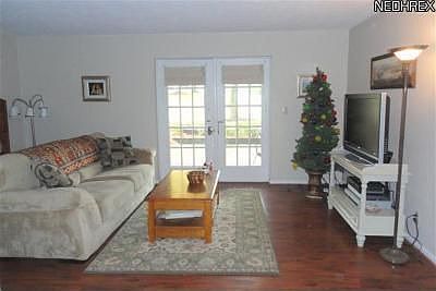 5th image of 40 Gloucester Ct 4a #16