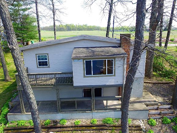 4th image of 56060 Eastwood Dr