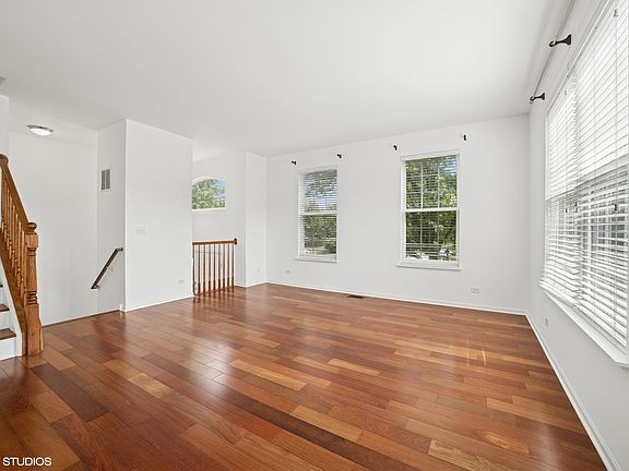 4th image of 767 Thornbury Ct #102-1