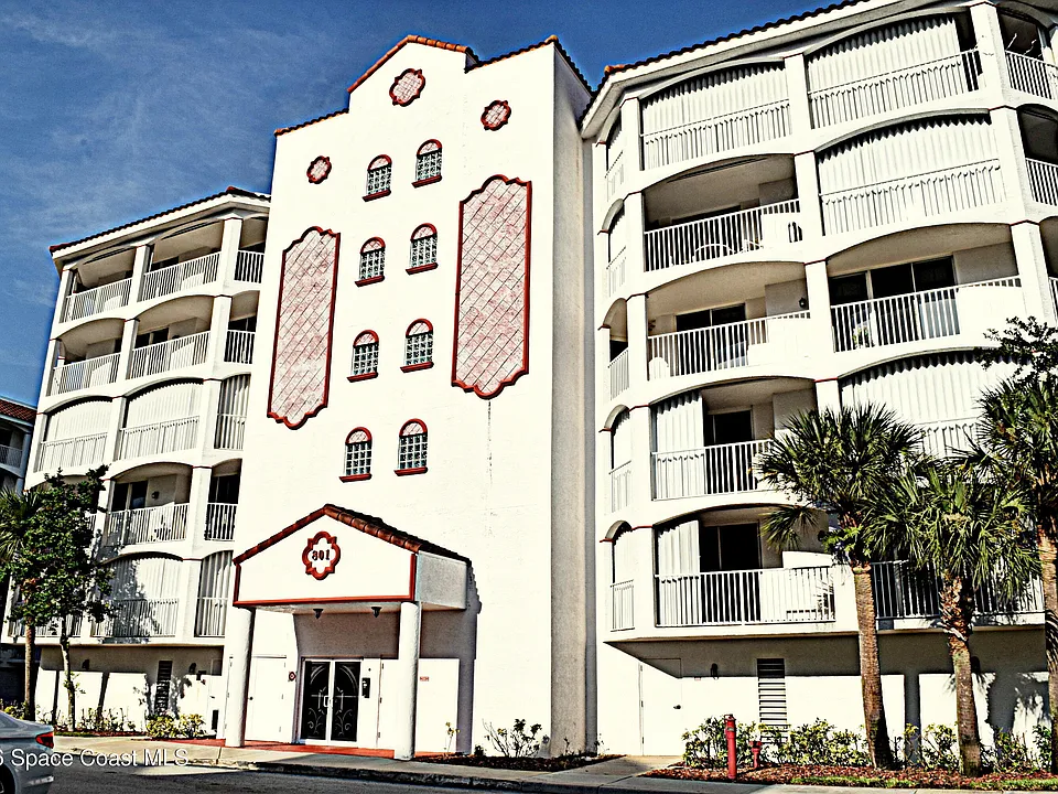 801 Del Rio Way #502